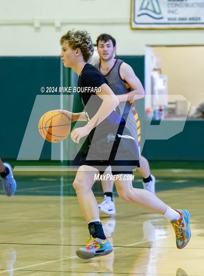 Thumbnail 2 in Liberty vs Frontier (Santa Barbara Holiday Classic) photogallery.