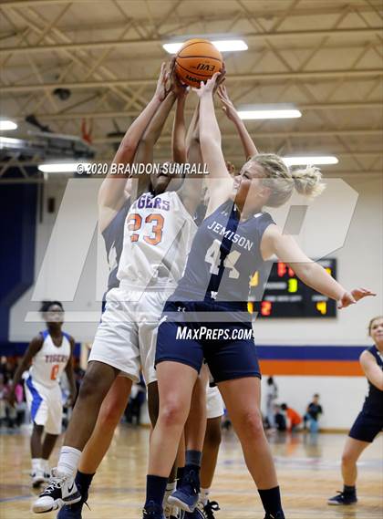 Thumbnail 2 in Jemison @ Chilton County photogallery.