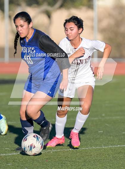 Thumbnail 3 in Desert Mountain vs Chandler (Coyote Classic Tournament) photogallery.