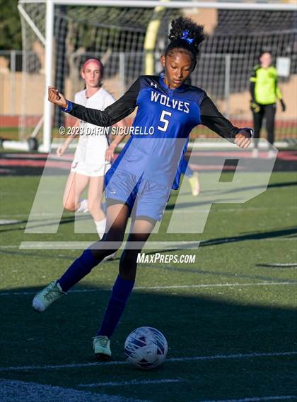 Thumbnail 1 in Desert Mountain vs Chandler (Coyote Classic Tournament) photogallery.