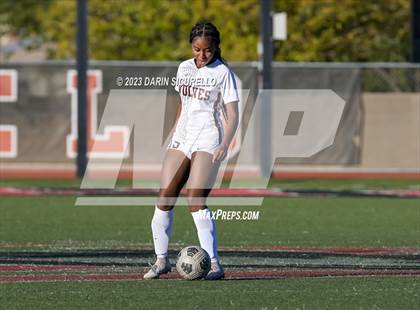 Thumbnail 2 in Desert Mountain vs Chandler (Coyote Classic Tournament) photogallery.