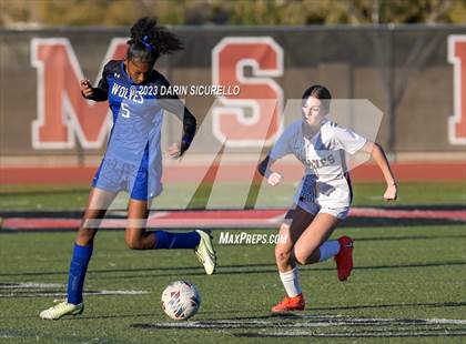 Thumbnail 2 in Desert Mountain vs Chandler (Coyote Classic Tournament) photogallery.