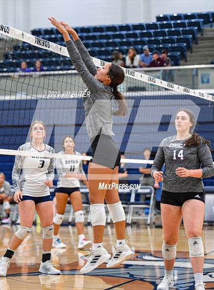 Thumbnail 1 in Bryan vs College Station photogallery.