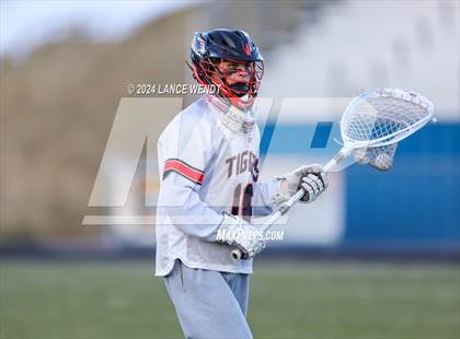 Thumbnail 1 in Cherokee Trail @ Lakewood photogallery.