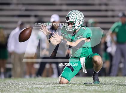 Thumbnail 1 in Caddo Mills vs. Van (UIL 4A D2 Area) photogallery.