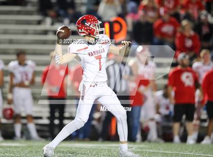 Thumbnail 2 in Caddo Mills vs. Van (UIL 4A D2 Area) photogallery.