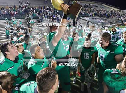 Thumbnail 1 in Caddo Mills vs. Van (UIL 4A D2 Area) photogallery.