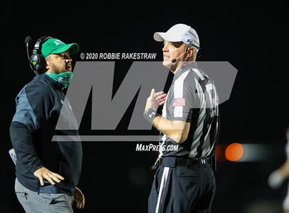 Thumbnail 2 in Caddo Mills vs. Van (UIL 4A D2 Area) photogallery.