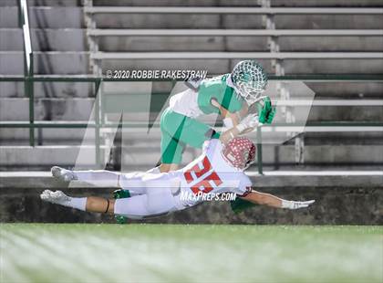Thumbnail 2 in Caddo Mills vs. Van (UIL 4A D2 Area) photogallery.
