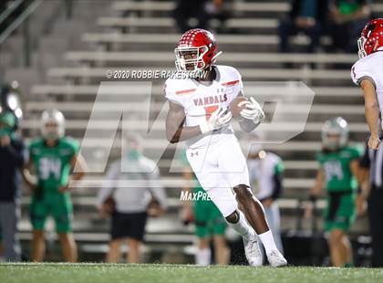 Thumbnail 2 in Caddo Mills vs. Van (UIL 4A D2 Area) photogallery.
