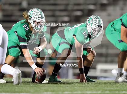 Thumbnail 3 in Caddo Mills vs. Van (UIL 4A D2 Area) photogallery.
