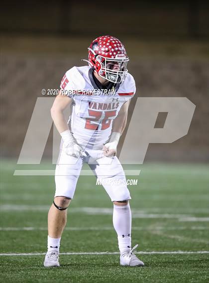 Thumbnail 1 in Caddo Mills vs. Van (UIL 4A D2 Area) photogallery.