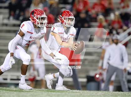 Thumbnail 1 in Caddo Mills vs. Van (UIL 4A D2 Area) photogallery.