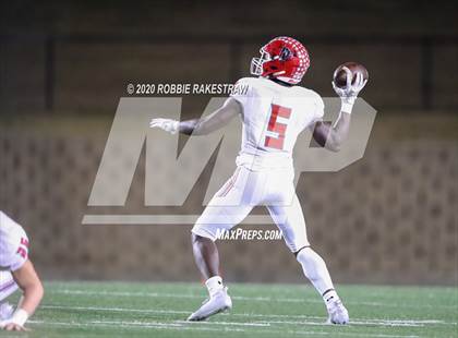Thumbnail 2 in Caddo Mills vs. Van (UIL 4A D2 Area) photogallery.