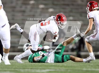 Thumbnail 2 in Caddo Mills vs. Van (UIL 4A D2 Area) photogallery.