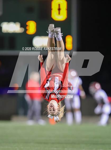 Thumbnail 3 in Caddo Mills vs. Van (UIL 4A D2 Area) photogallery.
