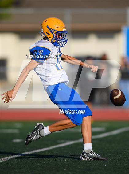 Thumbnail 2 in Mira Mesa @ Madison photogallery.