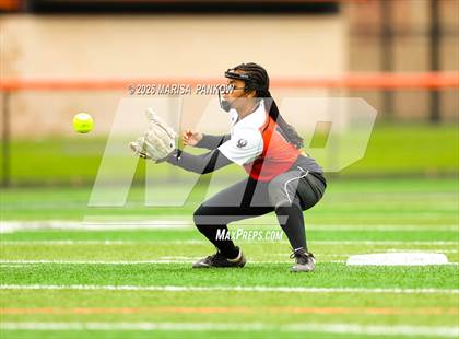 Thumbnail 3 in Bishop Ludden vs Phoenix photogallery.