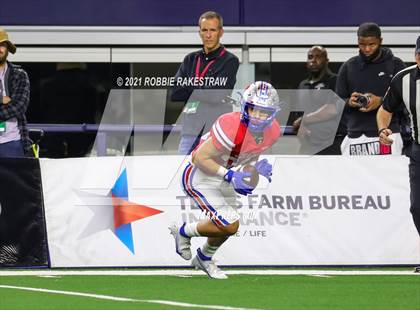 Thumbnail 2 in Westlake vs. Guyer (UIL Football 6A DII Finals) photogallery.