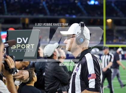 Thumbnail 1 in Westlake vs. Guyer (UIL Football 6A DII Finals) photogallery.