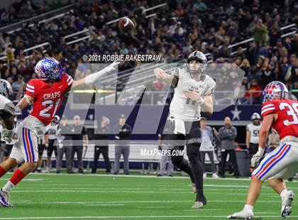 Thumbnail 2 in Westlake vs. Guyer (UIL Football 6A DII Finals) photogallery.