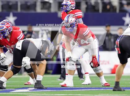 Thumbnail 3 in Westlake vs. Guyer (UIL Football 6A DII Finals) photogallery.