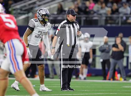 Thumbnail 1 in Westlake vs. Guyer (UIL Football 6A DII Finals) photogallery.