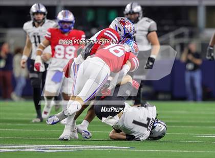 Thumbnail 1 in Westlake vs. Guyer (UIL Football 6A DII Finals) photogallery.