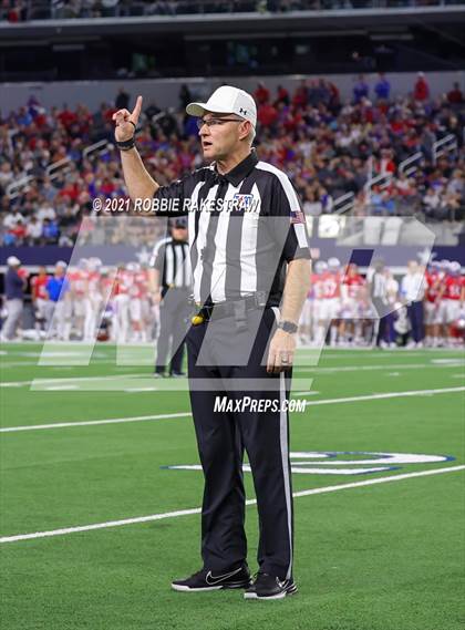 Thumbnail 1 in Westlake vs. Guyer (UIL Football 6A DII Finals) photogallery.