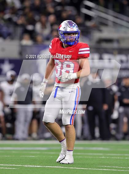 Thumbnail 3 in Westlake vs. Guyer (UIL Football 6A DII Finals) photogallery.