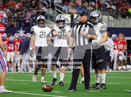 Thumbnail 1 in Westlake vs. Guyer (UIL Football 6A DII Finals) photogallery.