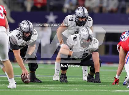 Thumbnail 3 in Westlake vs. Guyer (UIL Football 6A DII Finals) photogallery.
