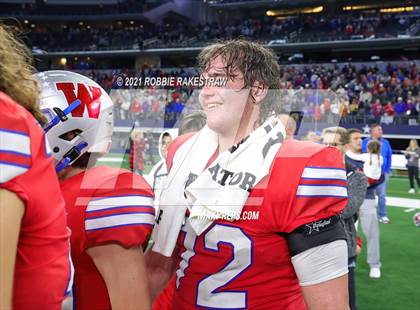 Thumbnail 3 in Westlake vs. Guyer (UIL Football 6A DII Finals) photogallery.