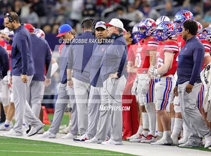 Thumbnail 1 in Westlake vs. Guyer (UIL Football 6A DII Finals) photogallery.