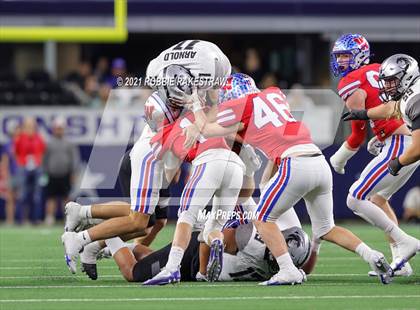 Thumbnail 3 in Westlake vs. Guyer (UIL Football 6A DII Finals) photogallery.