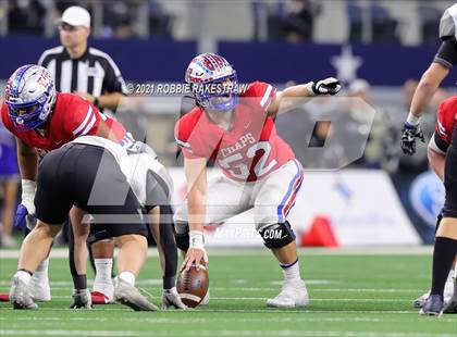 Thumbnail 2 in Westlake vs. Guyer (UIL Football 6A DII Finals) photogallery.