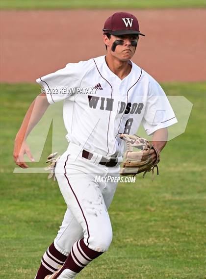 Thumbnail 2 in Maloney vs. Windsor (CIAC Class L Final) photogallery.