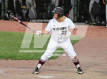 Thumbnail 1 in Maloney vs. Windsor (CIAC Class L Final) photogallery.