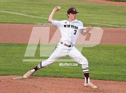 Thumbnail 2 in Maloney vs. Windsor (CIAC Class L Final) photogallery.