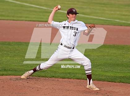 Thumbnail 2 in Maloney vs. Windsor (CIAC Class L Final) photogallery.