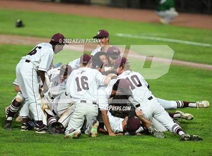 Thumbnail 2 in Maloney vs. Windsor (CIAC Class L Final) photogallery.