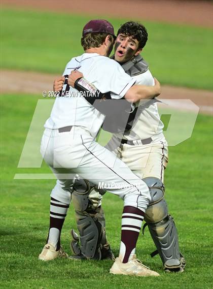 Thumbnail 3 in Maloney vs. Windsor (CIAC Class L Final) photogallery.