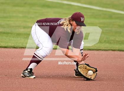Thumbnail 2 in Maloney vs. Windsor (CIAC Class L Final) photogallery.