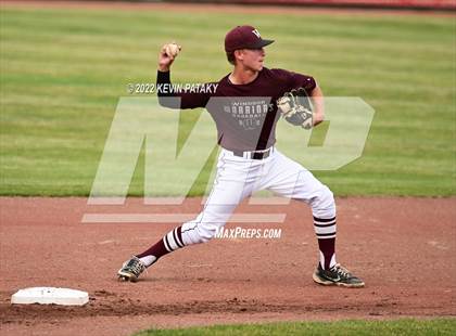 Thumbnail 2 in Maloney vs. Windsor (CIAC Class L Final) photogallery.