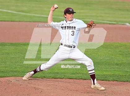 Thumbnail 2 in Maloney vs. Windsor (CIAC Class L Final) photogallery.