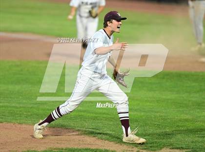 Thumbnail 2 in Maloney vs. Windsor (CIAC Class L Final) photogallery.
