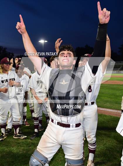 Thumbnail 2 in Maloney vs. Windsor (CIAC Class L Final) photogallery.