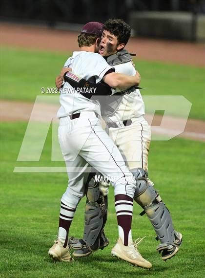Thumbnail 2 in Maloney vs. Windsor (CIAC Class L Final) photogallery.