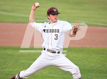 Thumbnail 3 in Maloney vs. Windsor (CIAC Class L Final) photogallery.