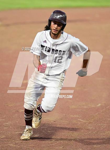 Thumbnail 3 in Maloney vs. Windsor (CIAC Class L Final) photogallery.